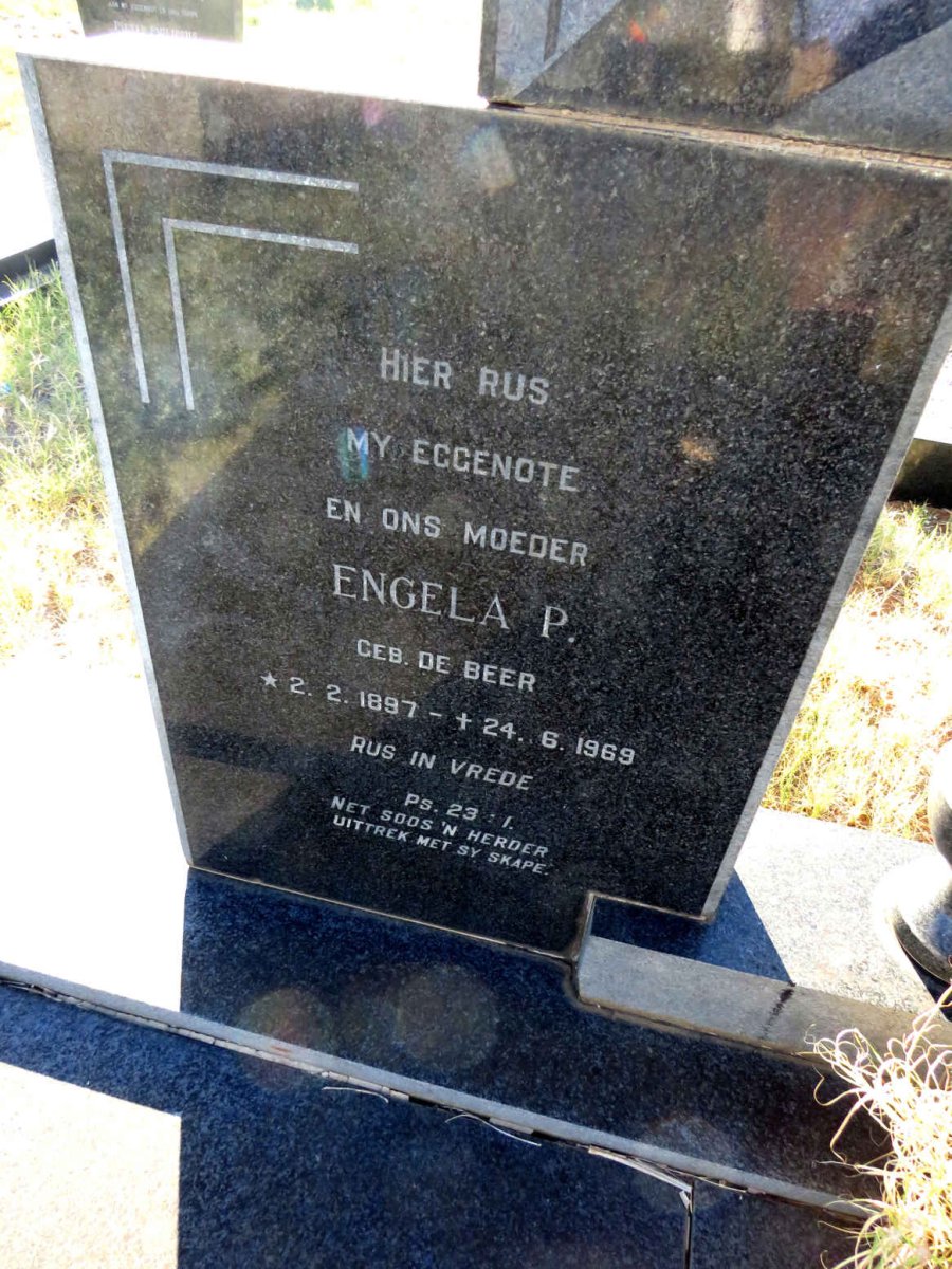 VISAGIE Johannes G. 1897-1974 & Engela P. DE BEER 1897-1969_3