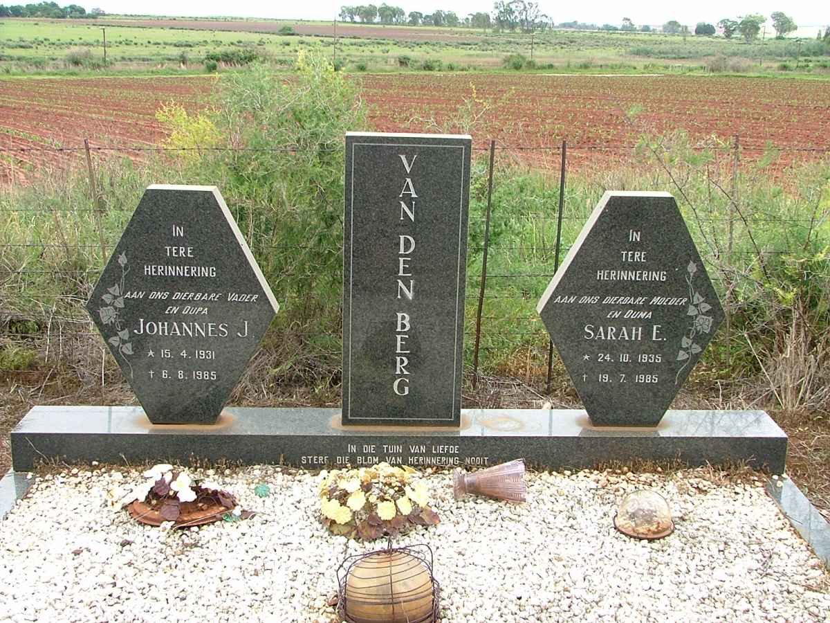 BERG Johannes J., van den 1931-1985 &amp; Sarah E. 1935-1985
