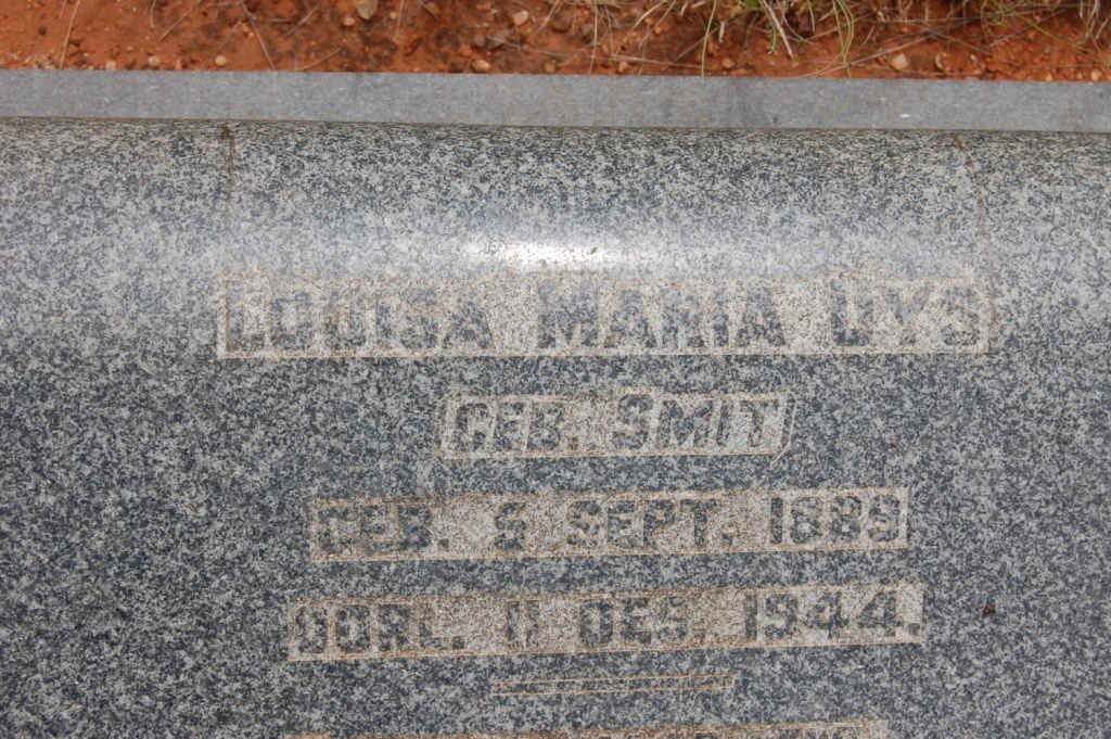 UYS Louisa Maria nee SMIT 1889-1944